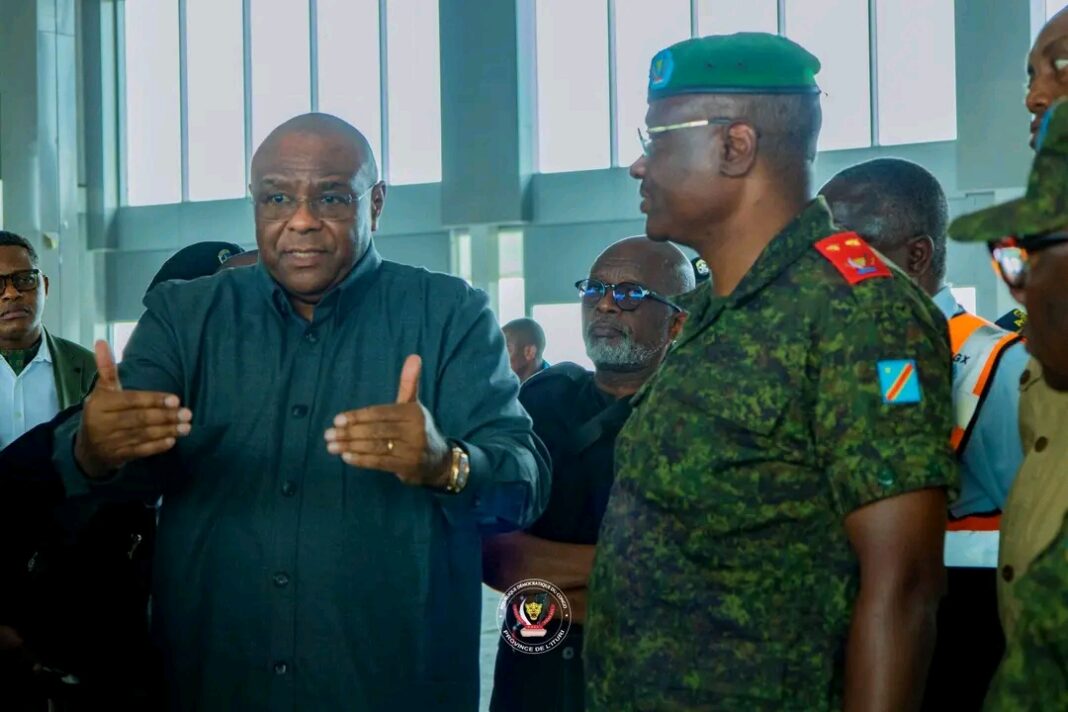 Ituri : Jean-Pierre Bemba inspecte les derniers travaux de modernisation de l’aéroport Murongo de Bunia Ituri : Jean-Pierre Bemba inspecte les derniers travaux de modernisation de l’aéroport Murongo de Bunia
